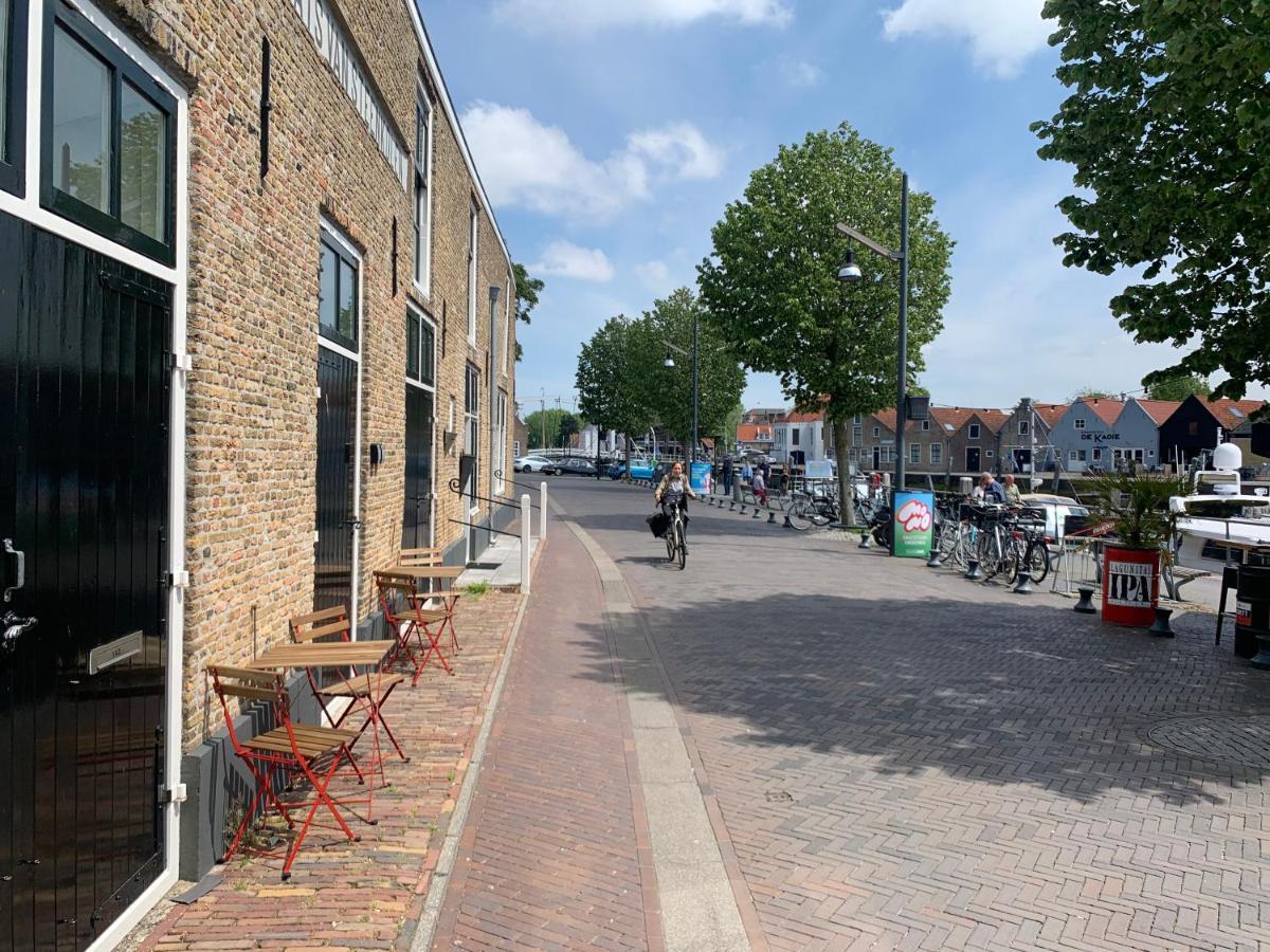 Pakhuis Aan De Haven - Bakboord Zierikzee Eksteriør bilde